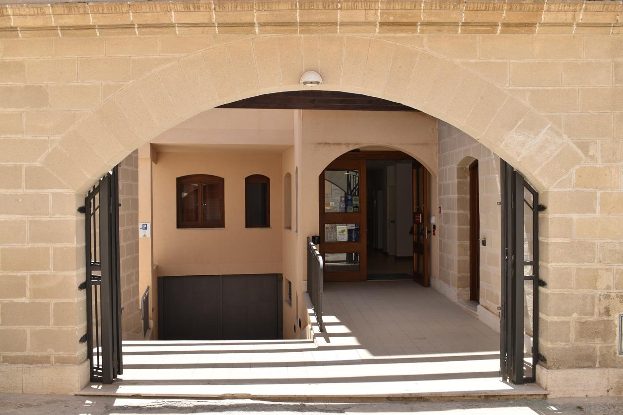 Hotel Il Portico فافينانا المظهر الخارجي الصورة