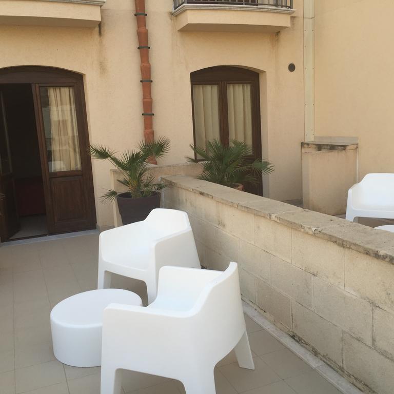 Hotel Il Portico فافينانا المظهر الخارجي الصورة