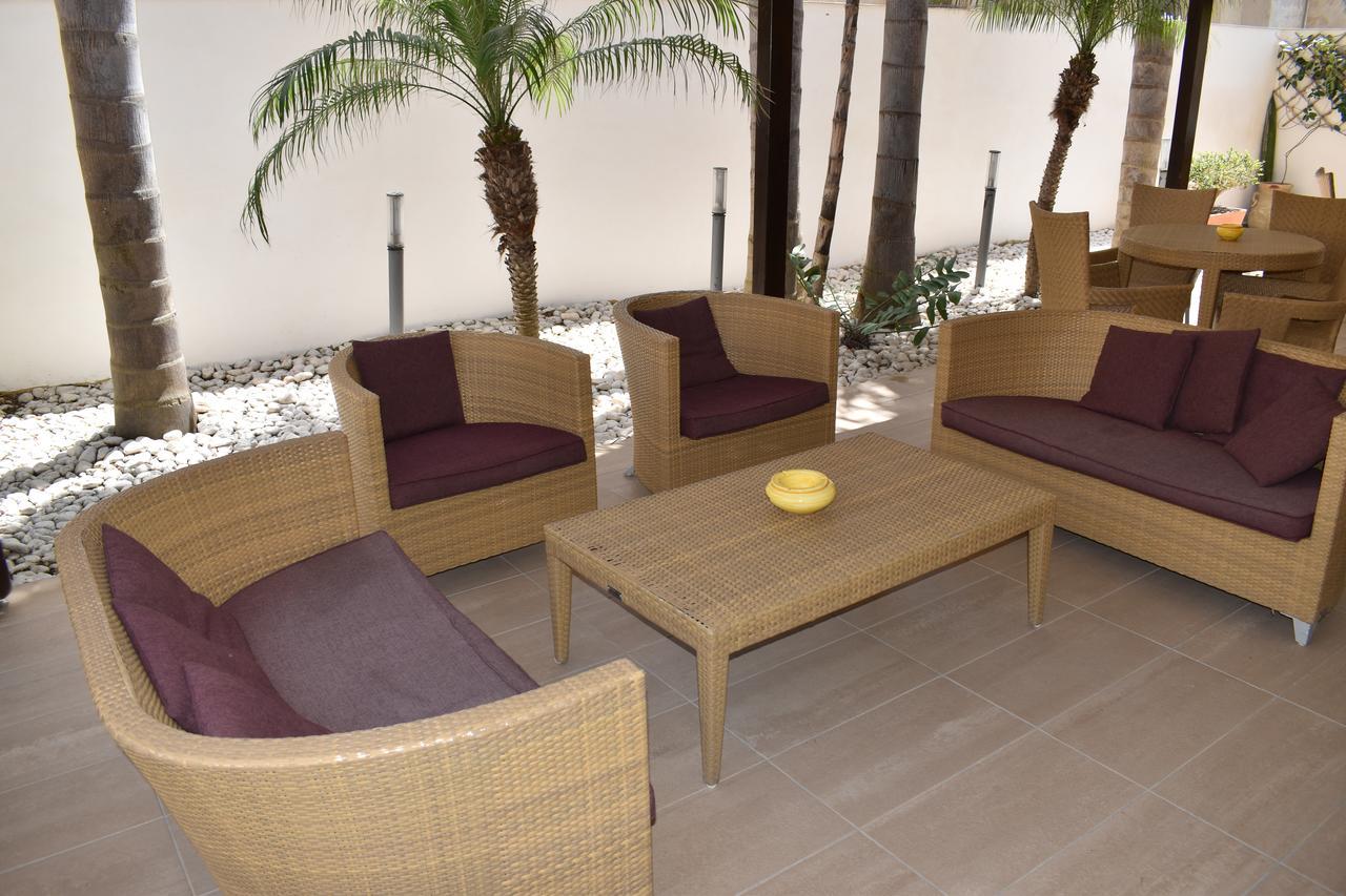 Hotel Il Portico فافينانا المظهر الخارجي الصورة