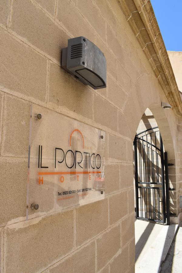 Hotel Il Portico فافينانا المظهر الخارجي الصورة