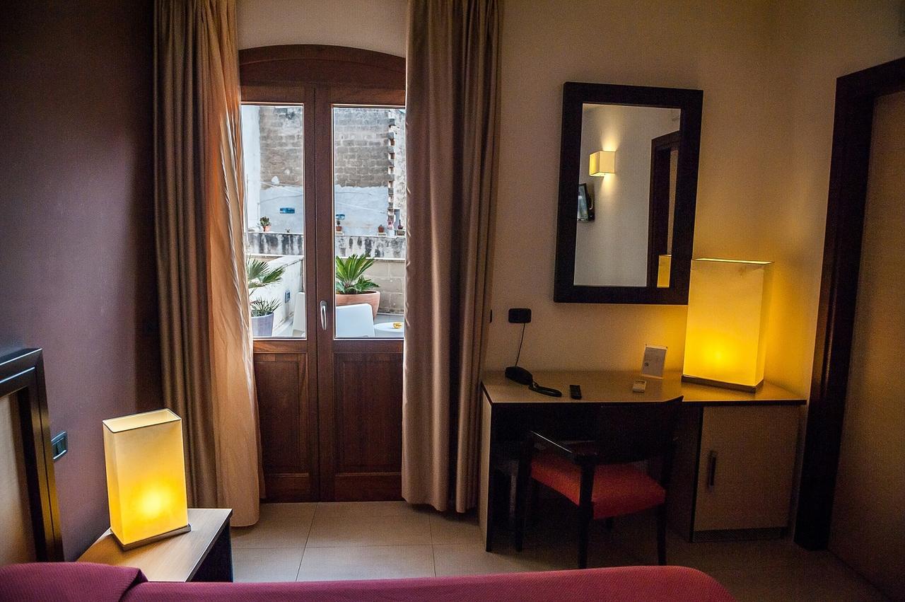 Hotel Il Portico فافينانا المظهر الخارجي الصورة