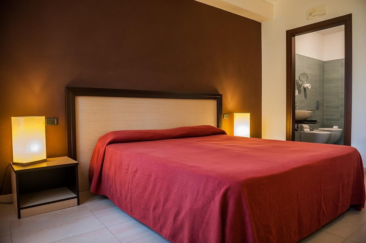 Hotel Il Portico فافينانا المظهر الخارجي الصورة